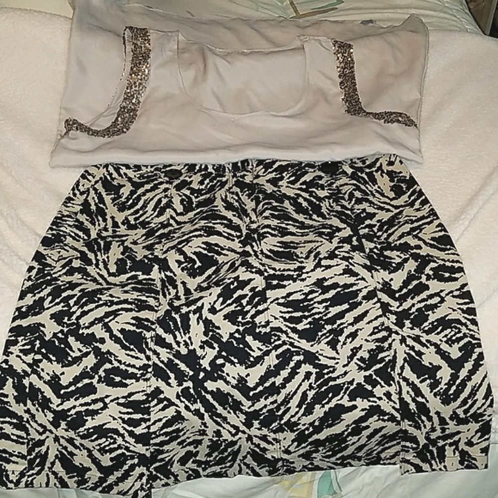 Like🆕️ Dress Blouse & 🆕️wot Harold's Skirt Set